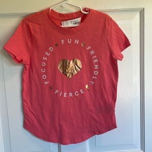 Old Navy T-shirt size 6-7 or small NWT pink gold heart